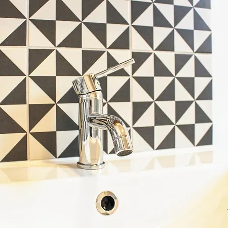 Gorgeous In With Wifi *