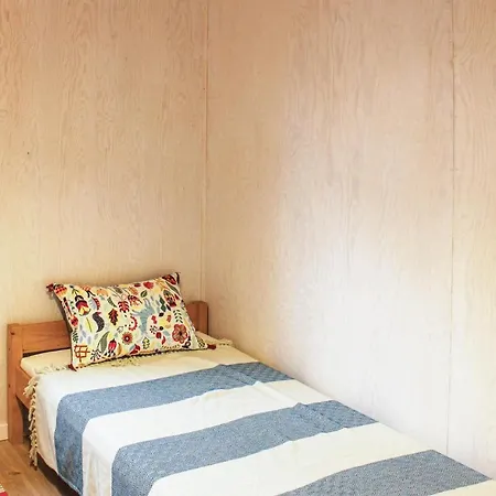 Gorgeous In With Wifi * نوفي فاربنو